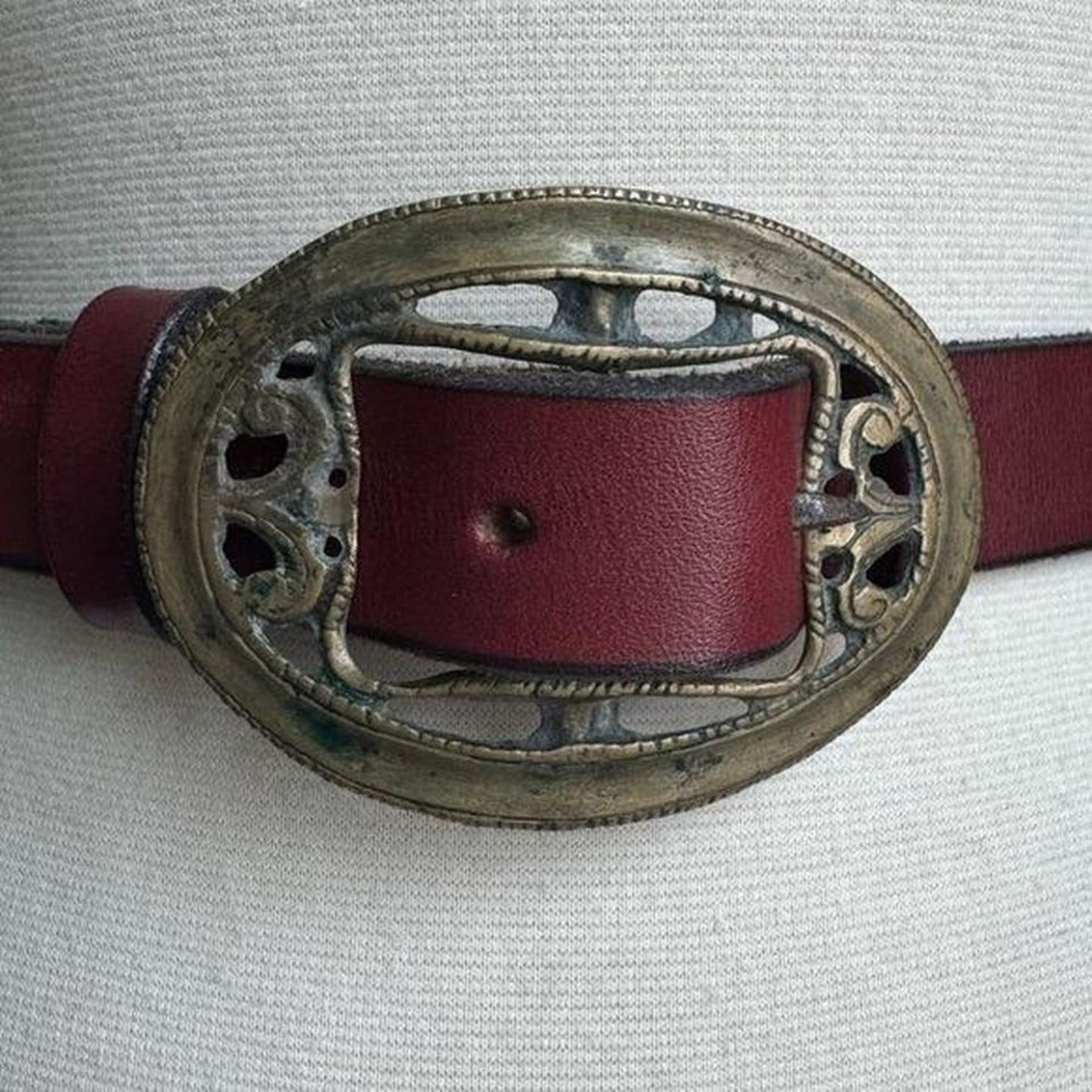 Vintage‎ Western Leather Belt Burgundy Brass antique style Buckle